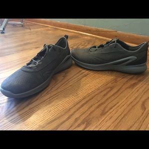 Men’s Ecco hiking shoe